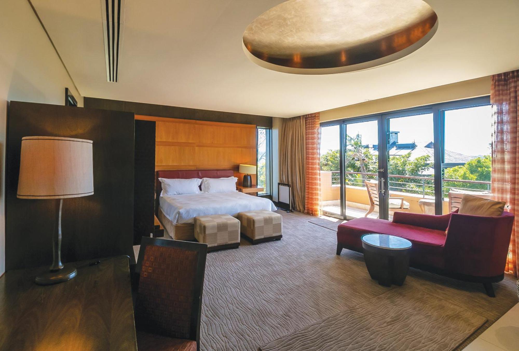 佩祖拉自然酒店及水疗中心 克尼斯纳 客房 照片 A suite at the hotel
