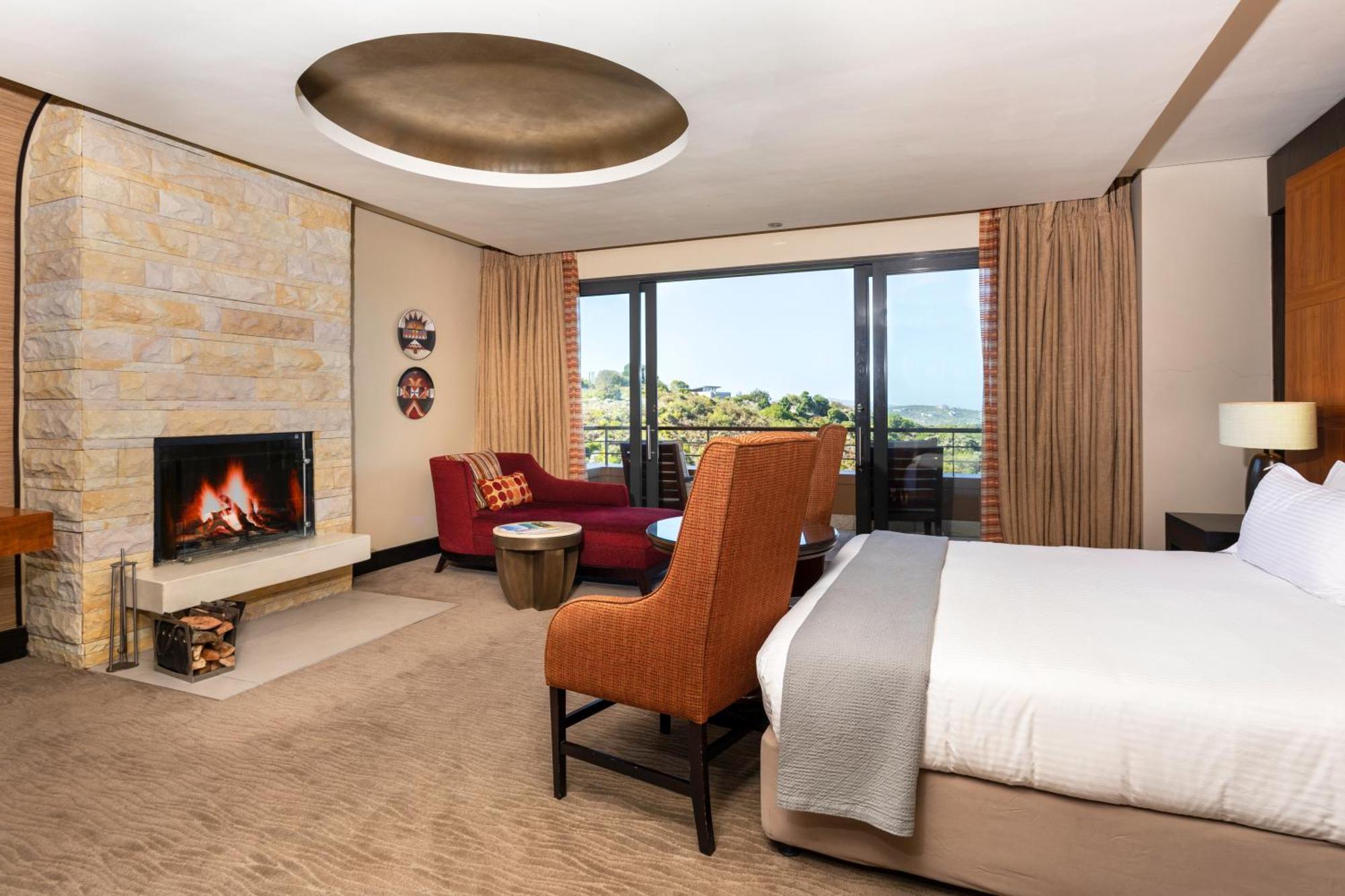 佩祖拉自然酒店及水疗中心 克尼斯纳 客房 照片 A guest room at the Wynn